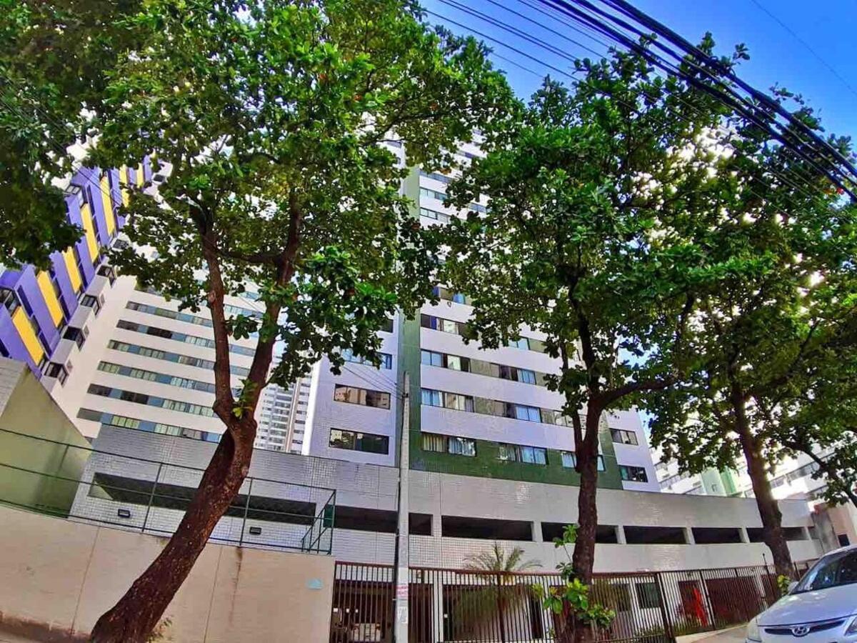 Golden 202 - Flat Aconchegante Perto De *
